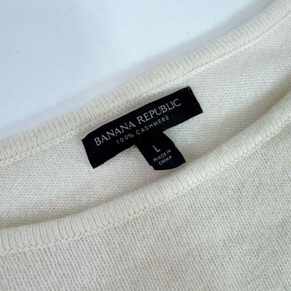 Banana Republic Cream Crew Neck Sweater - Picture 4 of 7